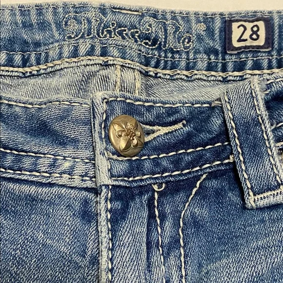 Miss Me Signature Bootcut Distress MediumWash  Mid Rise Western Cowgirl 28 x 32” - Picture 4 of 13